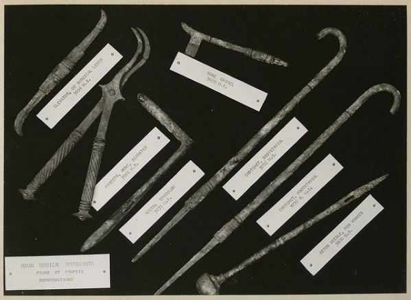 Roman Surgical Tools found at Pompeii